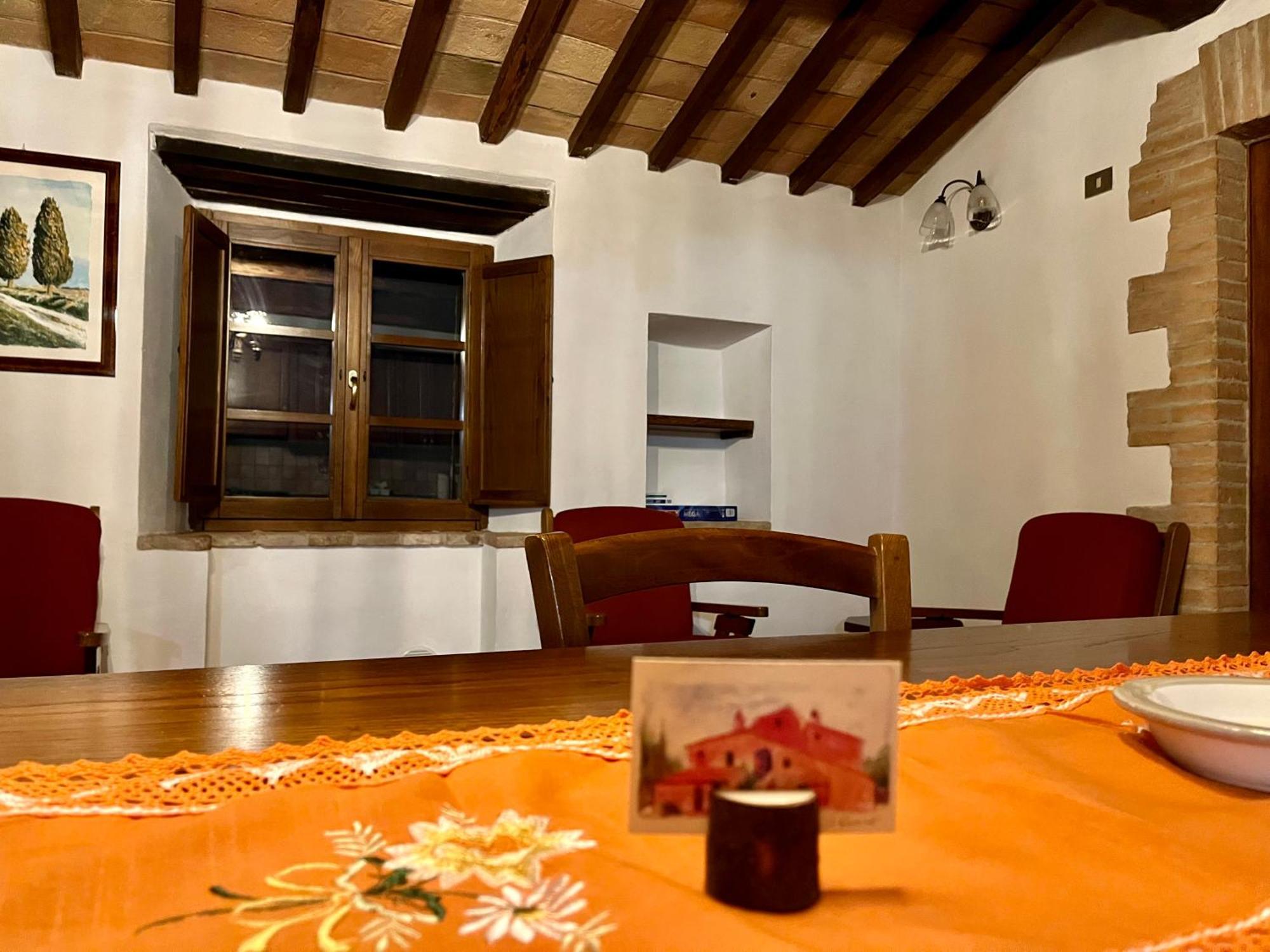 Agriturismo Le Querciole In Val D'Orcia Bagno Vignoni Quarto foto