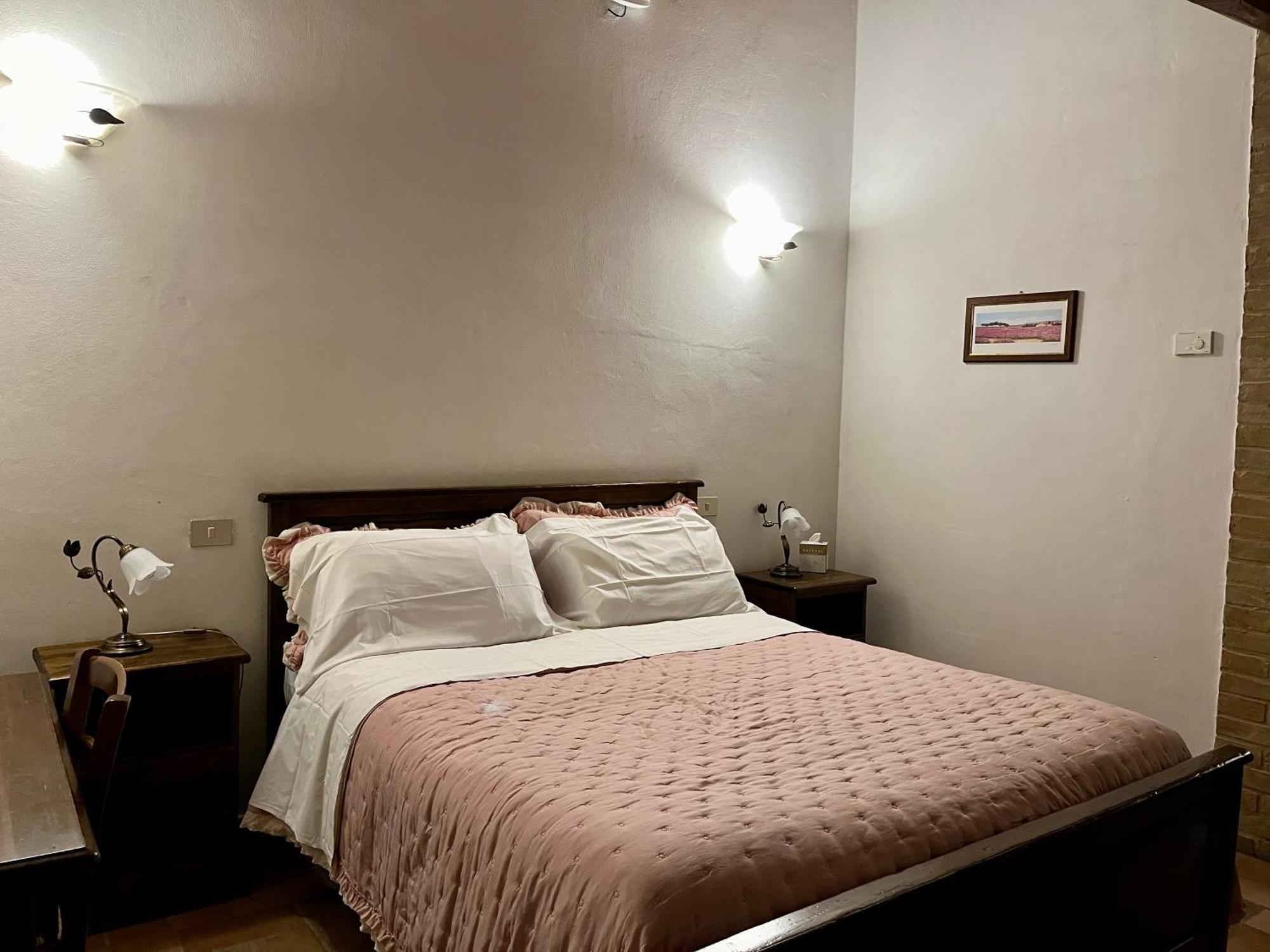 Agriturismo Le Querciole In Val D'Orcia Bagno Vignoni Quarto foto