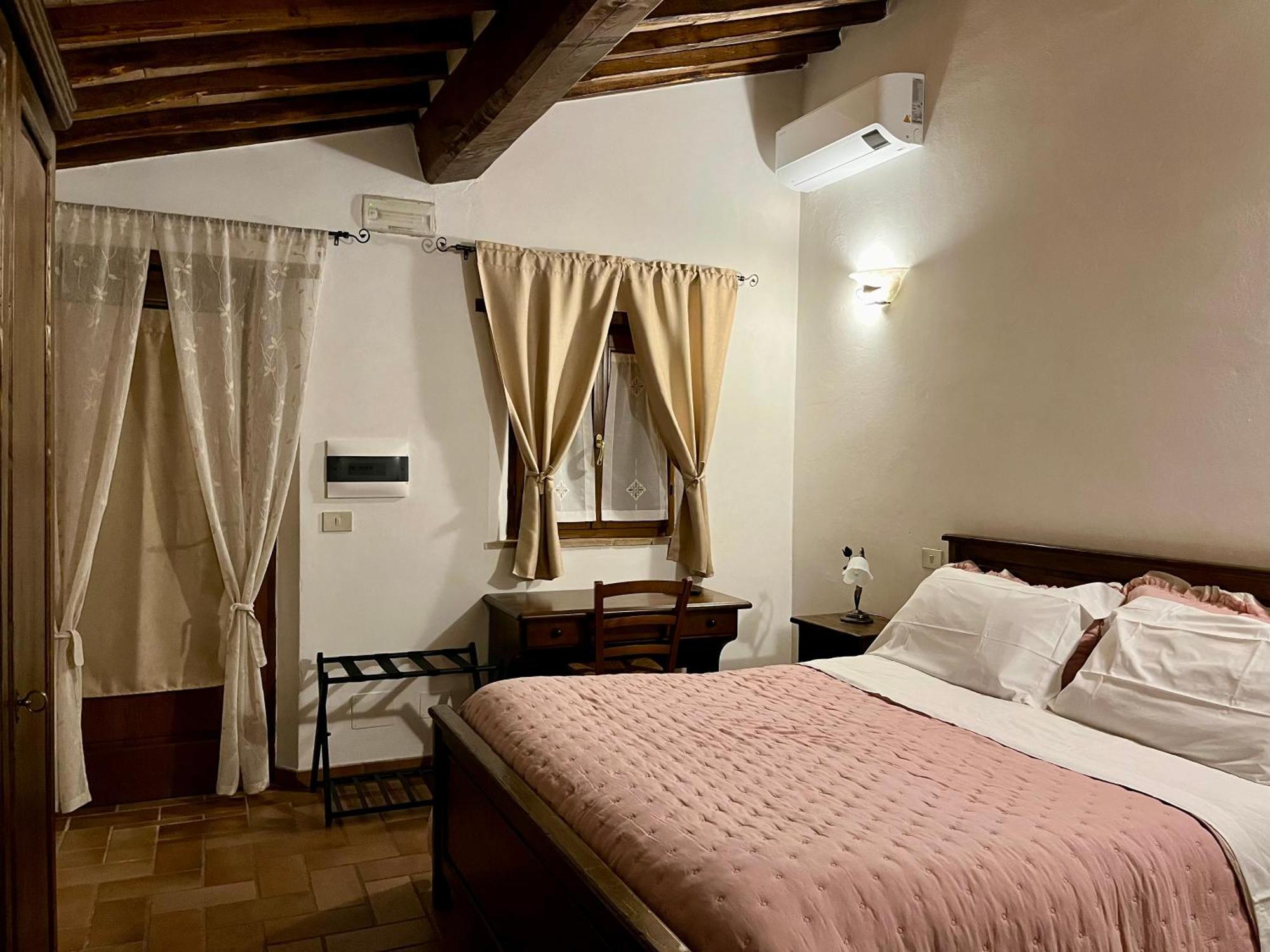 Agriturismo Le Querciole In Val D'Orcia Bagno Vignoni Quarto foto